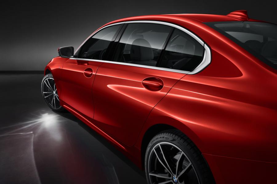 Детали экстерьера BMW 325Li M Sport (G28) 2019 года  (CN) (фото 3 из 8)